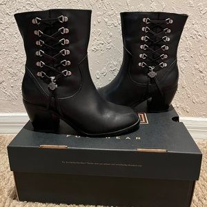 Harley Davidson Women’s black leather boots Size 7